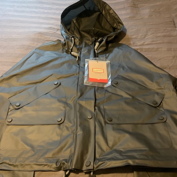 Hunter Cropped Rain Jacket - Picture 5 of 5